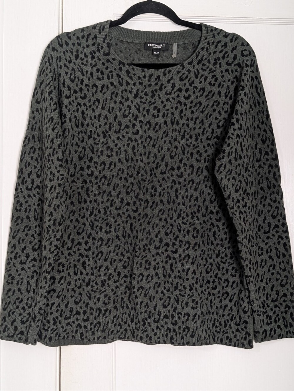 Repeat Cashmere 100% Pure Moody Green & Black Leopard Print Sweater Women's M
